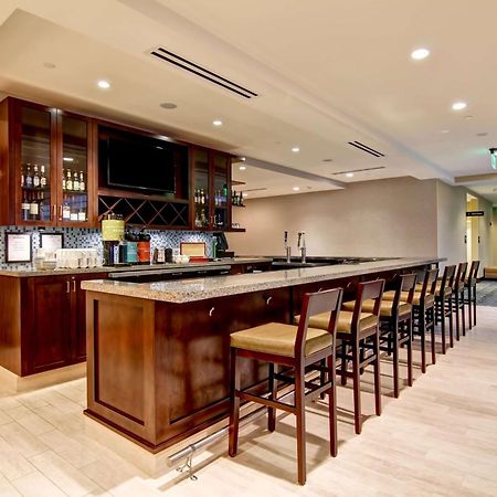 Hilton Garden Inn Woodbridge Eksteriør bilde