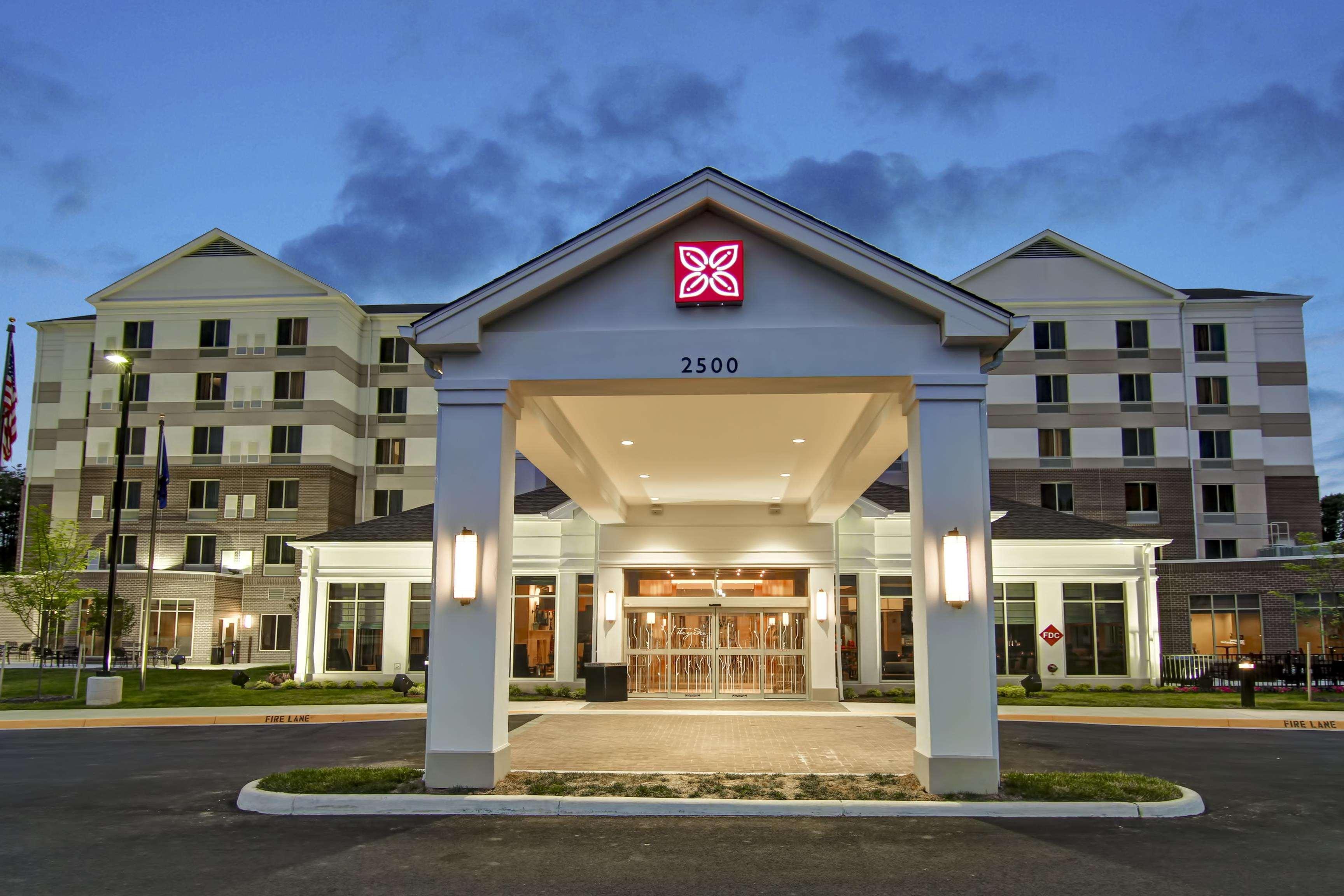 Hilton Garden Inn Woodbridge Eksteriør bilde